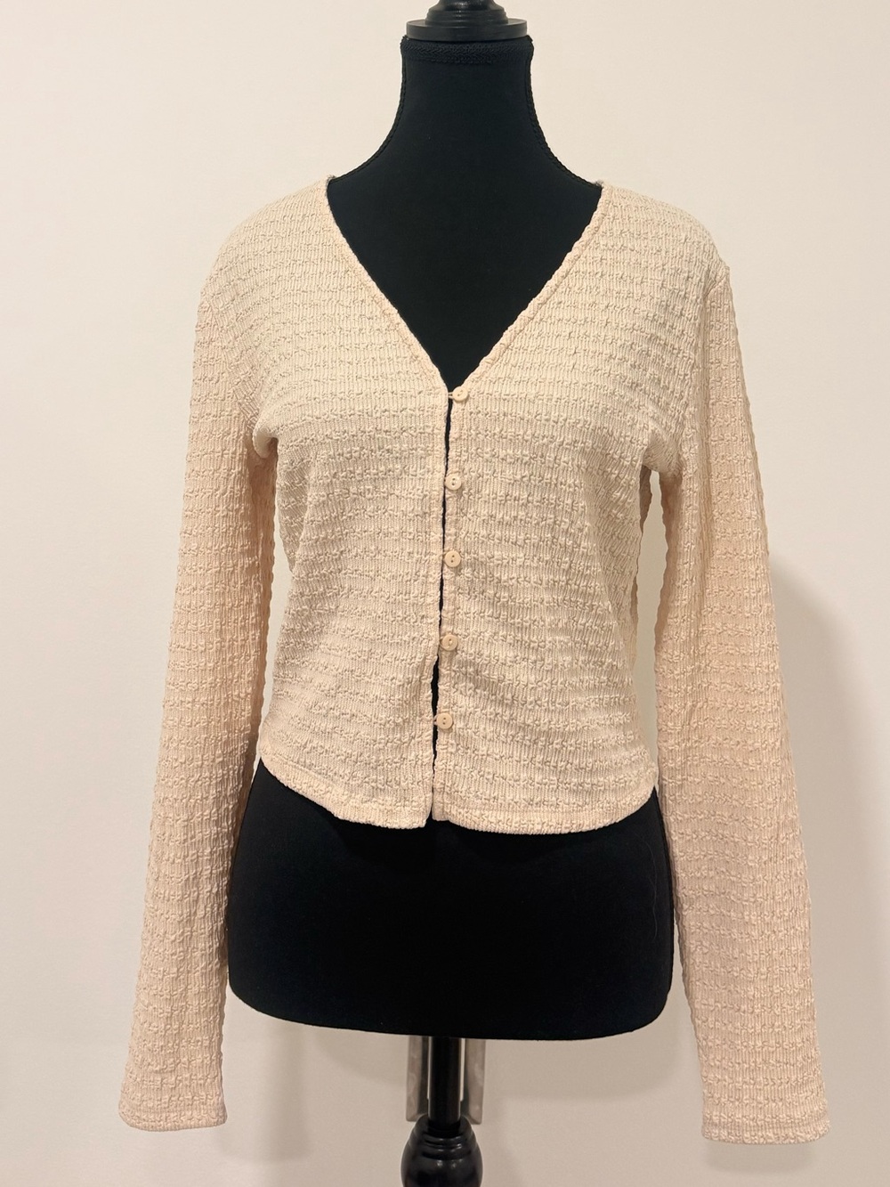 Women's Cream Button-Front V-Neck Sweater Cardigan